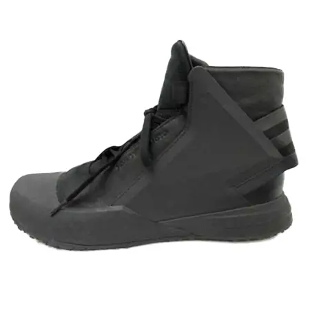 Y-3(ワイスリー)BBALL TECH CORE スニーカー