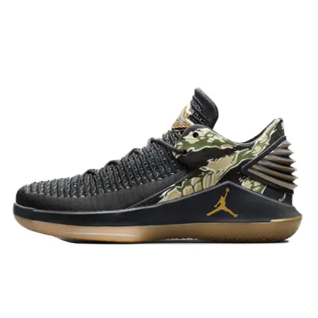 NIKE AIR JORDAN32(ナイキ エアジョーダン32) XXXII BLACK/METALLIC GOLD