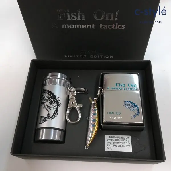 ZIPPO ジッポー 1997年製 Fish On! A moment tactics オイルライター シルバー