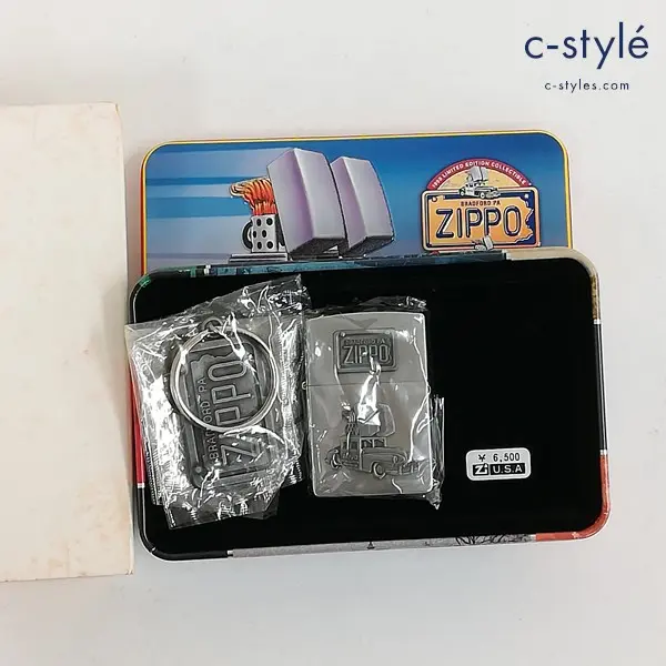 ZIPPO ジッポー ZIPPO CAR ジッポーカー キーホルダー付 オイルライター シルバー BRADFORD PA 立体メタル 喫煙具