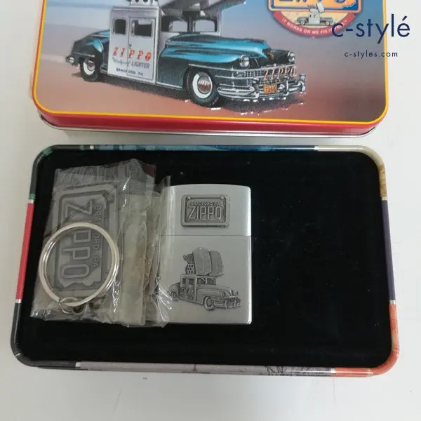 ZIPPO ジッポー ZIPPO CAR 1998 Limited Edition Collectible オイルライター 立体メタル キーホルダー付