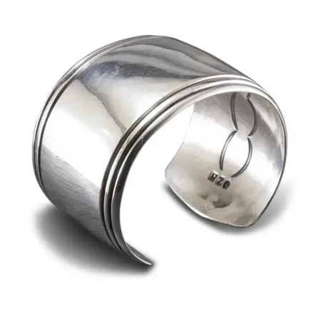 CIPPY CRAZY HORSE(シッピークレイジーホース) WIDE STERLING SILVER CUFF