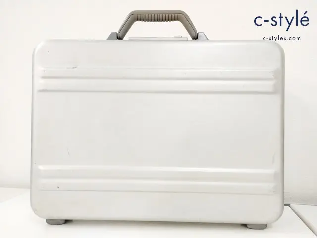 ZERO HALLIBURTON ゼロハリバートン アタッシュケース シルバー ビジネスバッグ