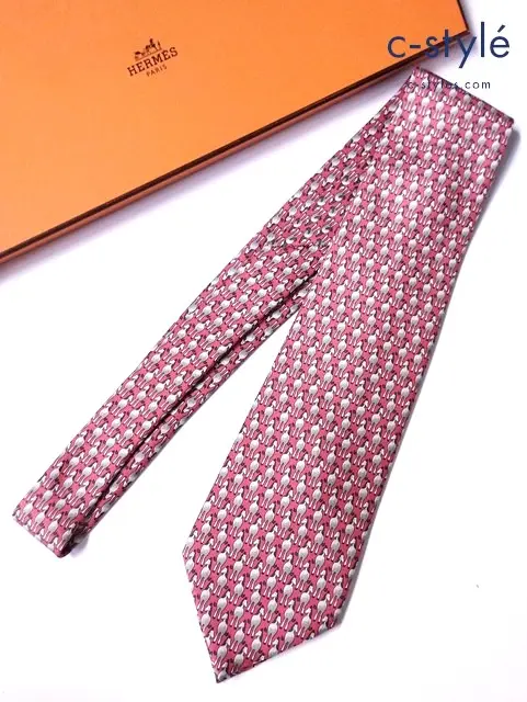 HERMES エルメス ネクタイ レッド系 馬柄 シルク100％