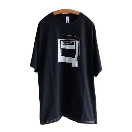 ARTE POVERA(アルテポーヴェラ) ギルダン RE-「buona giorn」プリントT Col : ブラック