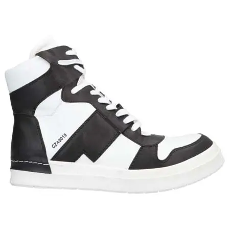 CINZIA ARAIA(チンツィアアライア) Sneakers