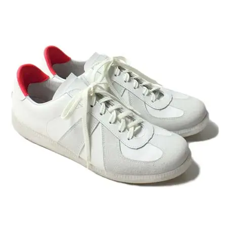 Der SAMMLER solo(ディアザムラーソロ) Der Sammler Solo × SCHWARZENBACHER 1760 BW GYM SHOES