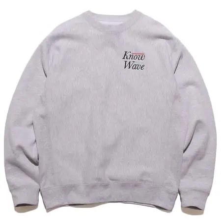 KNOW WAVE(ノウウェイブ) SERIF EMBROIDERED CREWNECK 裏起毛クルーネックスウェットトレーナー