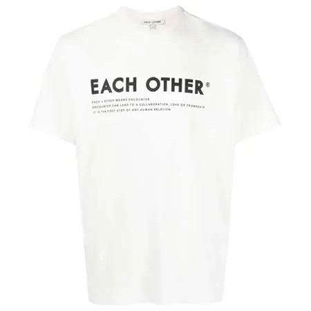 EACH OTHER(イーチアザー) ロゴ Tシャツ