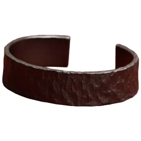 GILD(ギルド) Frosted coat texture wide bangle