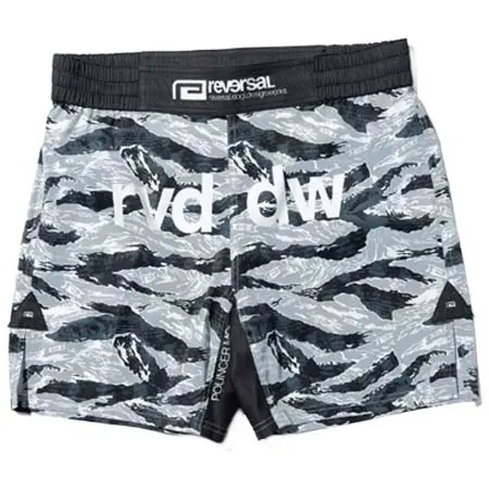 reversal.dogi.design.works(リバーサルドーギデザインワークス) POUNCER CAMO FIGHT SHORTS