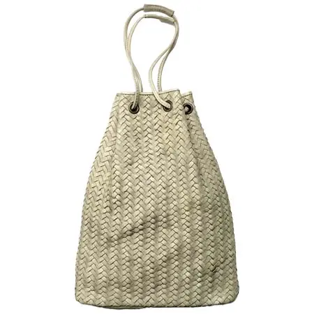 TIBERIO FERRETTI(ティベリオフェレッティ) イントレチャートレザードローストリングバッグ