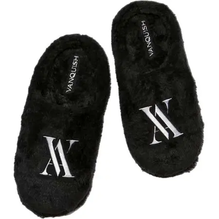 VANQUISH(ヴァンキッシュ) VA Embroiderg fluffy slippers[VYA004]