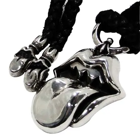 CHROME HEARTS(クロムハーツ) ネックレス リップ＆タンペンダント