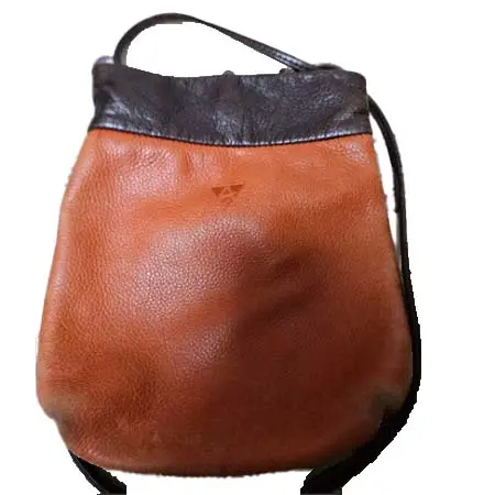 DIRK BIKKEMBERGS(ダークビッケンバーグ) レザーショルダーバッグ