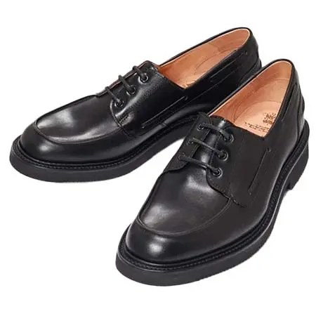 Tricker’s(トリッカーズ) [GMT別注] M8379 COWES / BLACK CALF (GUMLITE SOLE)
