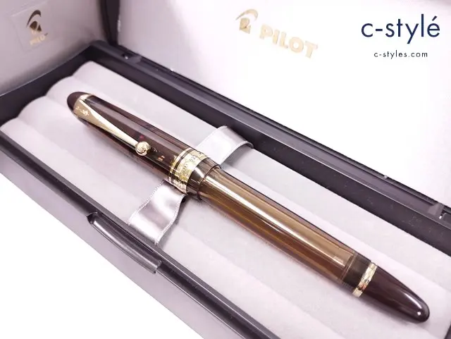 PILOT パイロット 万年筆 ブラウン CUSTOM 823 日本製