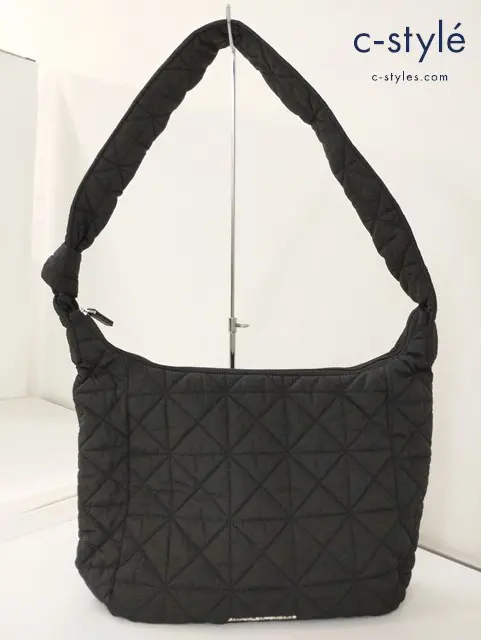 JANTJE ONTEMBAAR ヤンチェオンテンバール キルティングショルダーバッグ ブラック