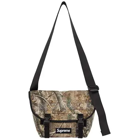 Supreme（シュプリーム) Denim Messenger Bag