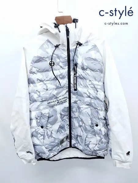 AAape by A BATHING APE エーエイプバイアベイシングエイプ ダウンパーカー XL ホワイト系 カモ柄