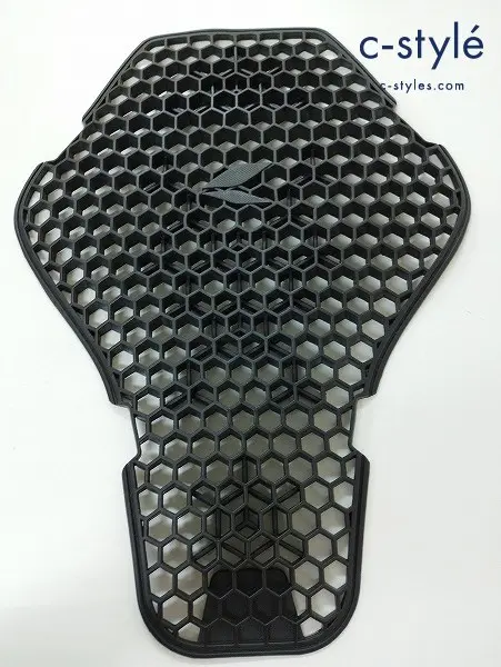 RS TAICHI アールエスタイチ プロテクター 40 ブラック ヘリンクス エアー CE (LV.2) バック TRV094