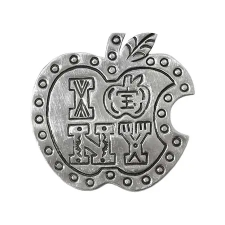 オタカラエヌワイシー(OTAKARA NYC) x Munqa Brooch Pendant – Big Apple / 925 Silver SX1858