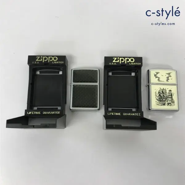 ZIPPO ジッポー オイルライター カーボン ブラック×シルバー ’01 スクリムショー 帆船と塔 ホワイト×シルバー ’92 計2点